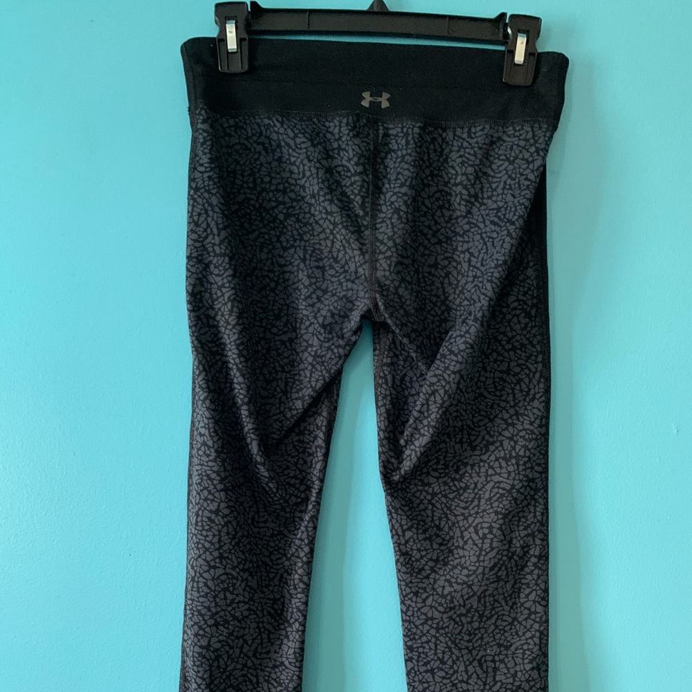 Under armour crop leggings